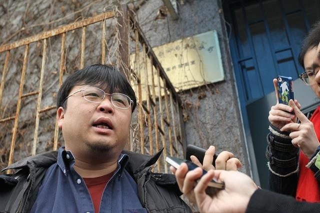 罗永浩看精神病医生视频罗永浩看精神病医生视频，深度分析与多重解读